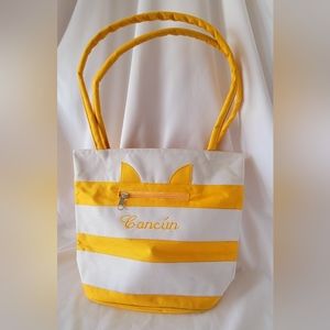Cancun Zippered Handbag